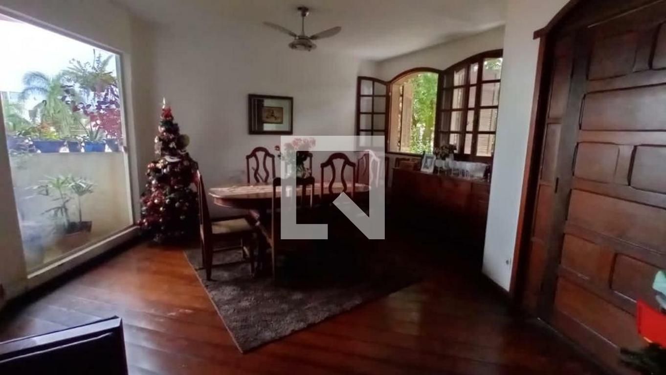 Casa com 5 quartos — Dona Clara, Belo Horizonte