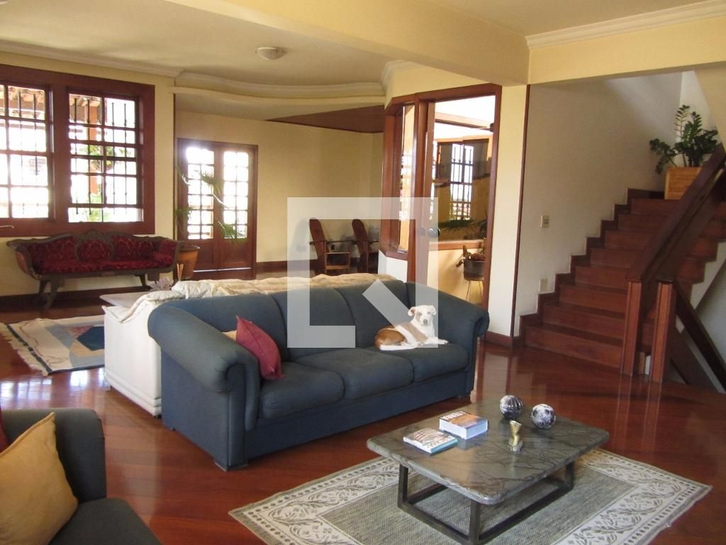 Casa com 3 quartos — Alto Caiçaras, Belo Horizonte
