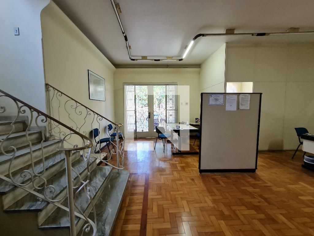 Casa com 4 quartos — Boa Viagem, Belo Horizonte