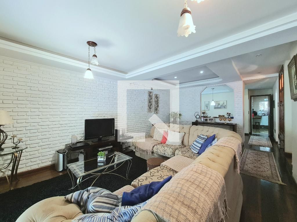Casa com 4 quartos — Serra, Belo Horizonte