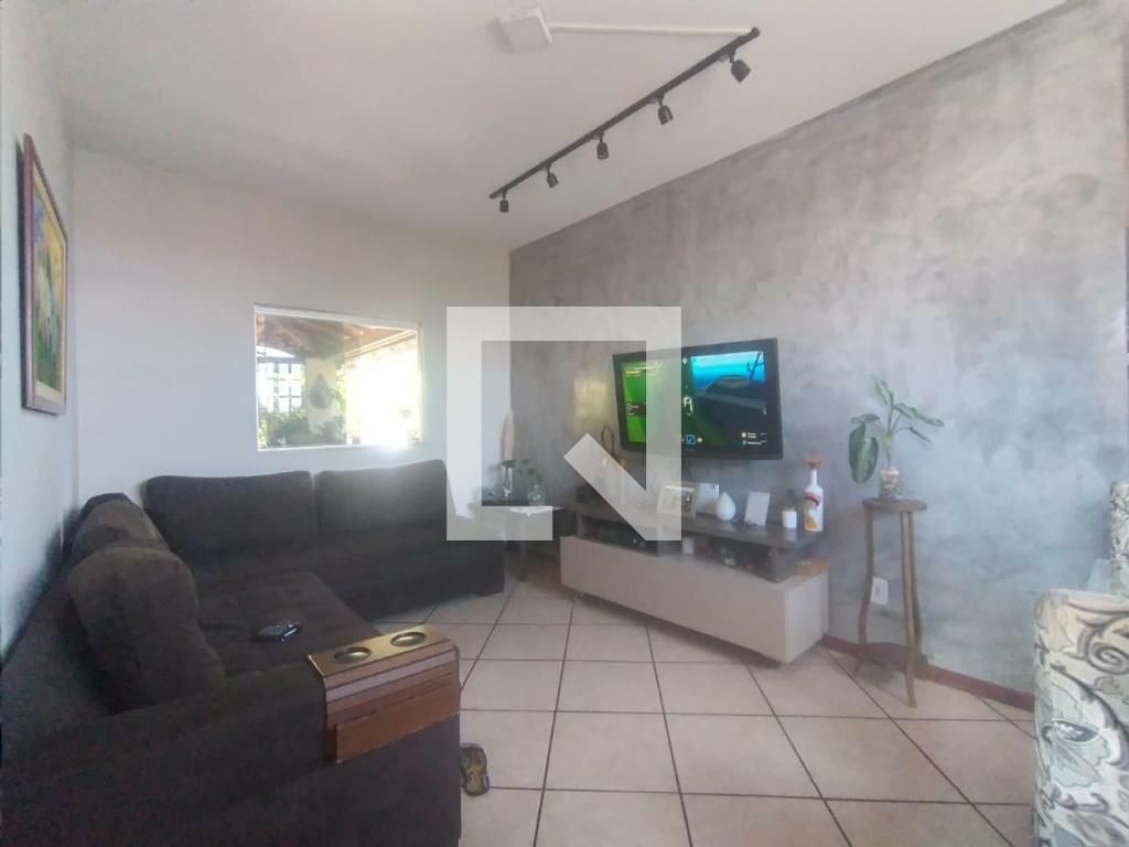 Casa com 5 quartos — Santa Mônica, Belo Horizonte