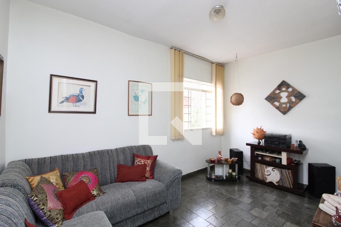 Apartamento com 3 quartos — Nova Granada, Belo Horizonte