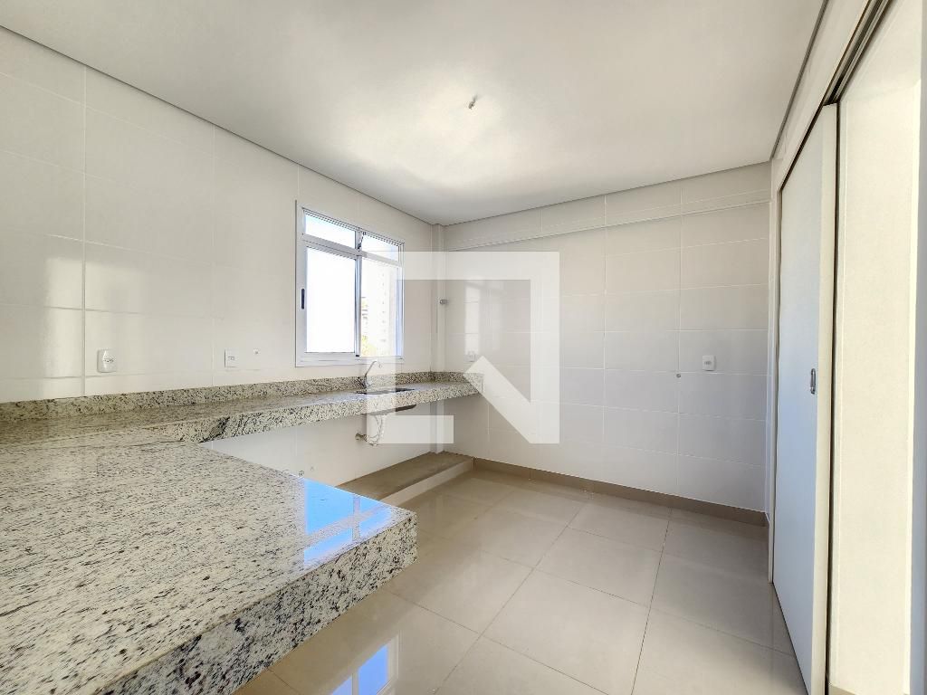 Apartamento com 3 quartos — Buritis, Belo Horizonte