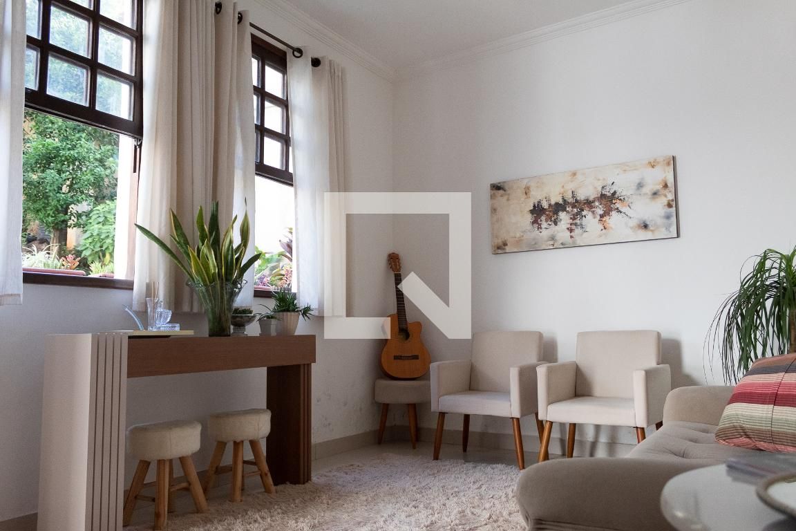 Casa com 4 quartos — Céu Azul, Belo Horizonte
