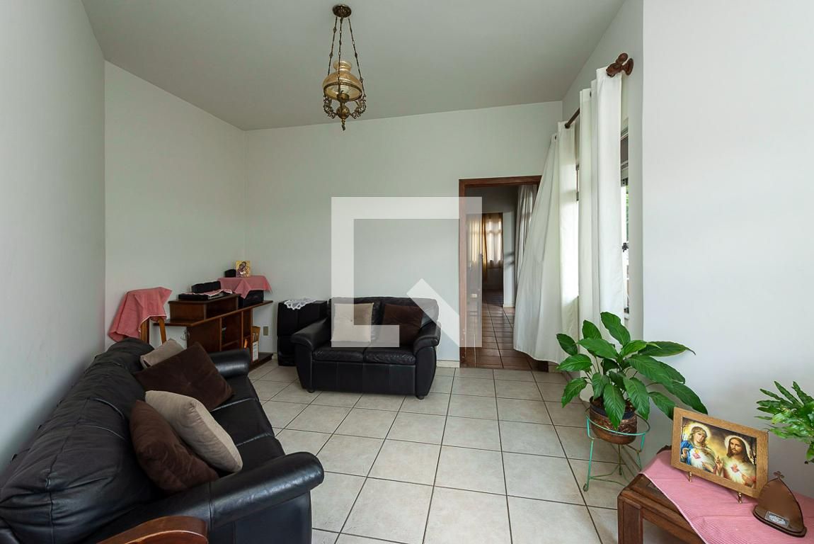 Casa com 4 quartos — Dona Clara, Belo Horizonte