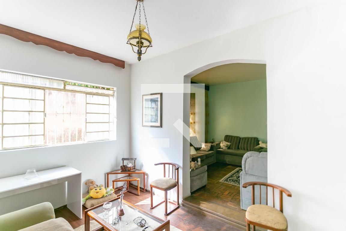 Casa com 3 quartos — Rio Branco, Belo Horizonte