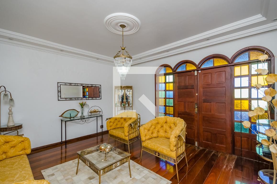Casa com 4 quartos — Havaí, Belo Horizonte
