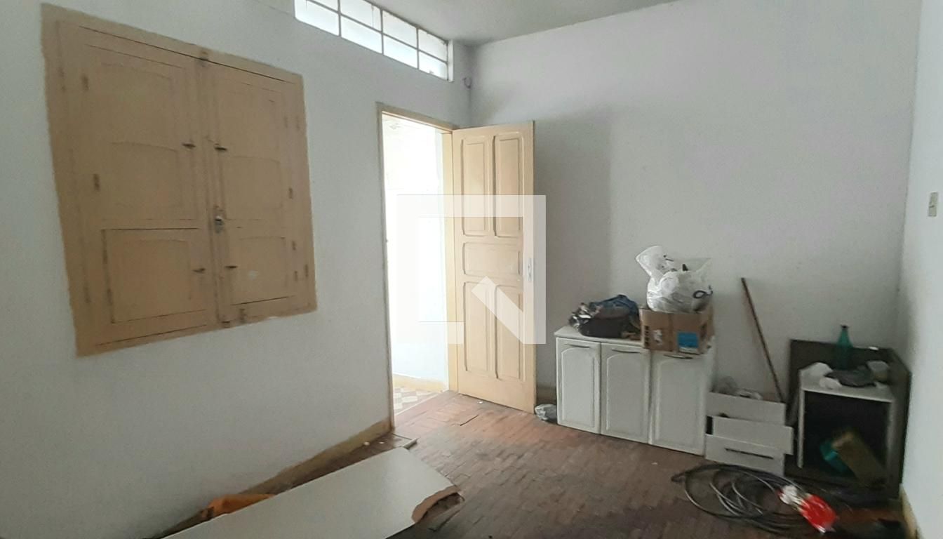 Casa com 6 quartos — Lagoinha, Belo Horizonte