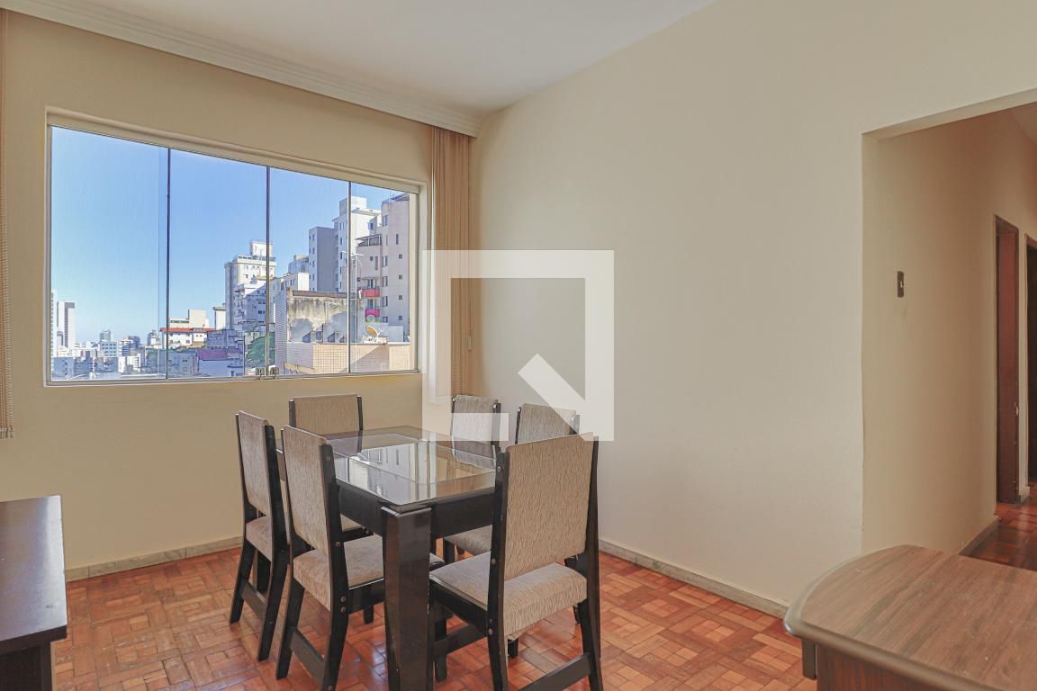 Apartamento com 3 quartos — Serra, Belo Horizonte