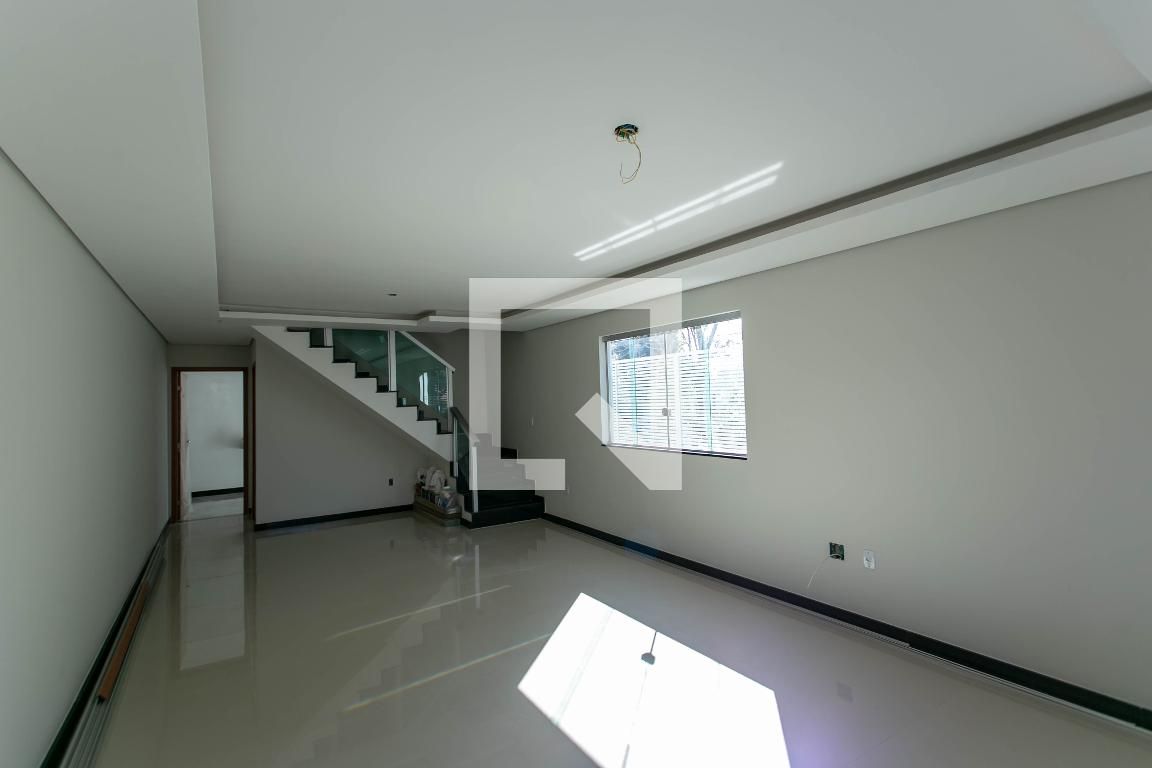 Casa com 3 quartos — Itapoã, Belo Horizonte