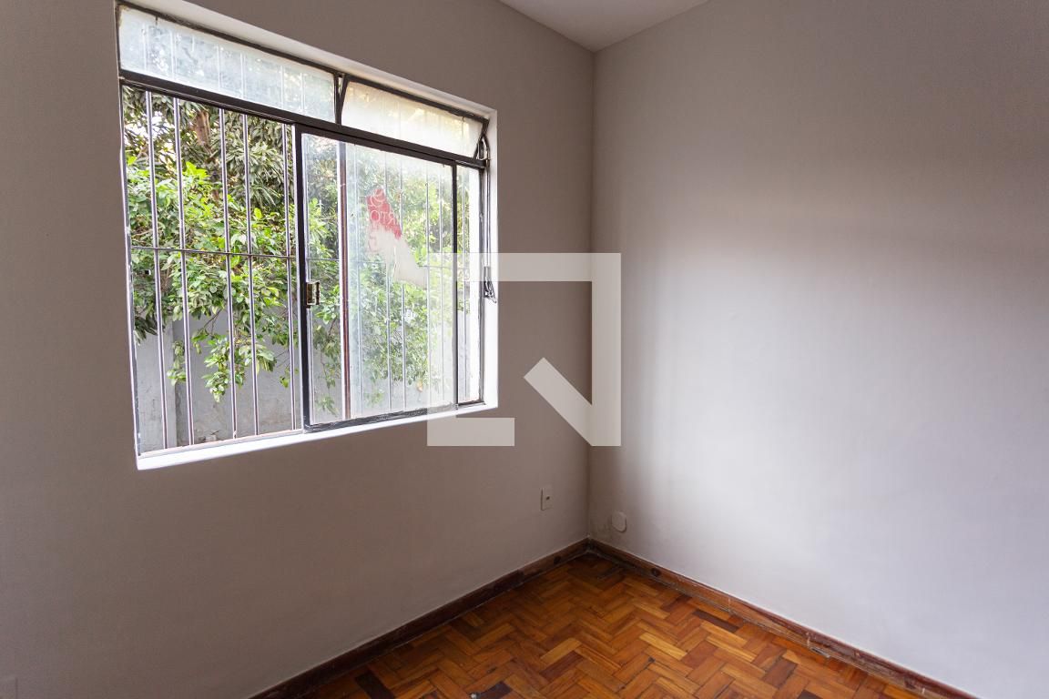 Apartamento com 2 quartos — Lagoinha, Belo Horizonte