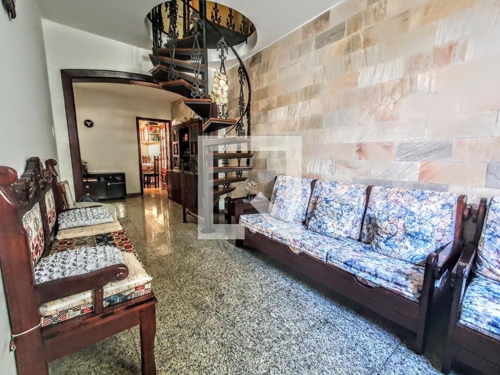 Casa com 3 quartos — Caiçaras, Belo Horizonte