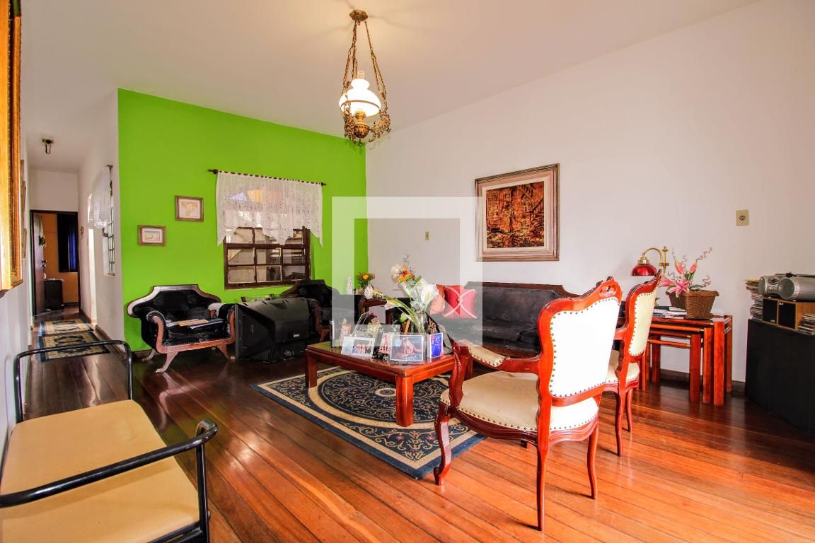 Casa com 3 quartos — Santo André, Belo Horizonte