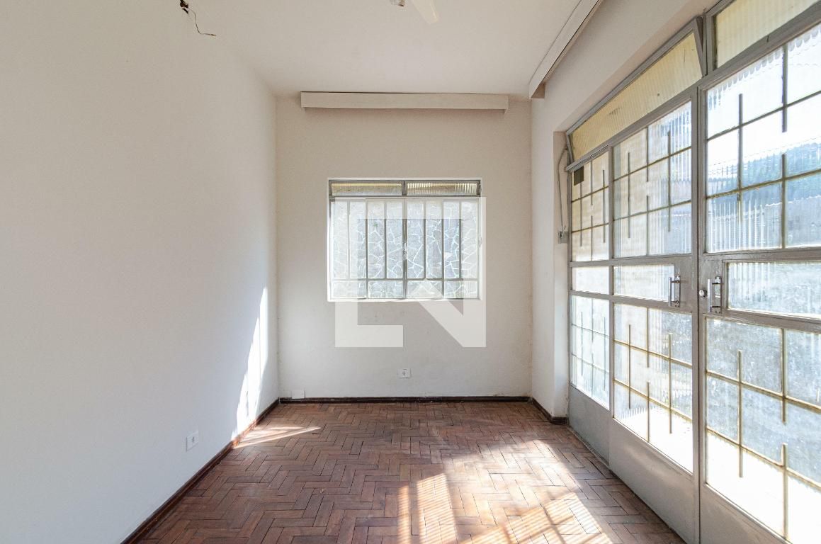 Casa com 3 quartos — Glória, Belo Horizonte
