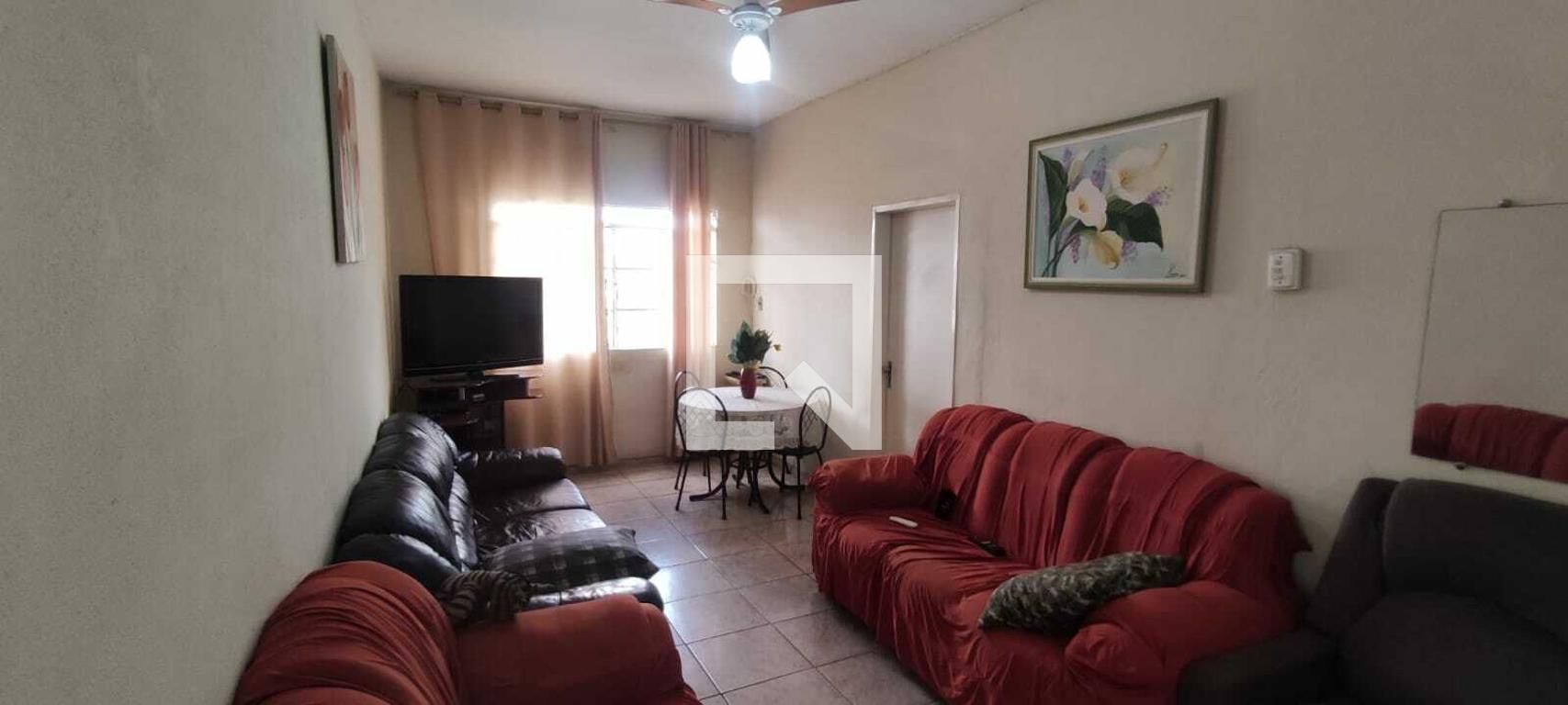Casa com 3 quartos — Glória, Belo Horizonte