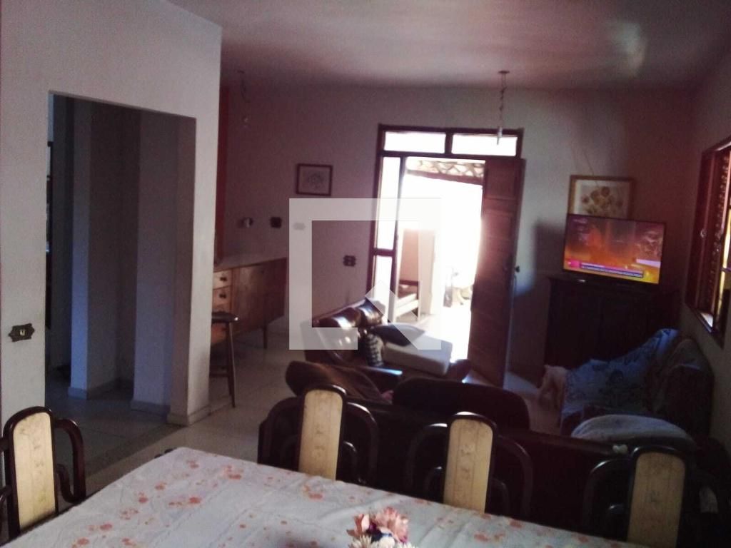 Casa com 4 quartos — Palmeiras, Belo Horizonte