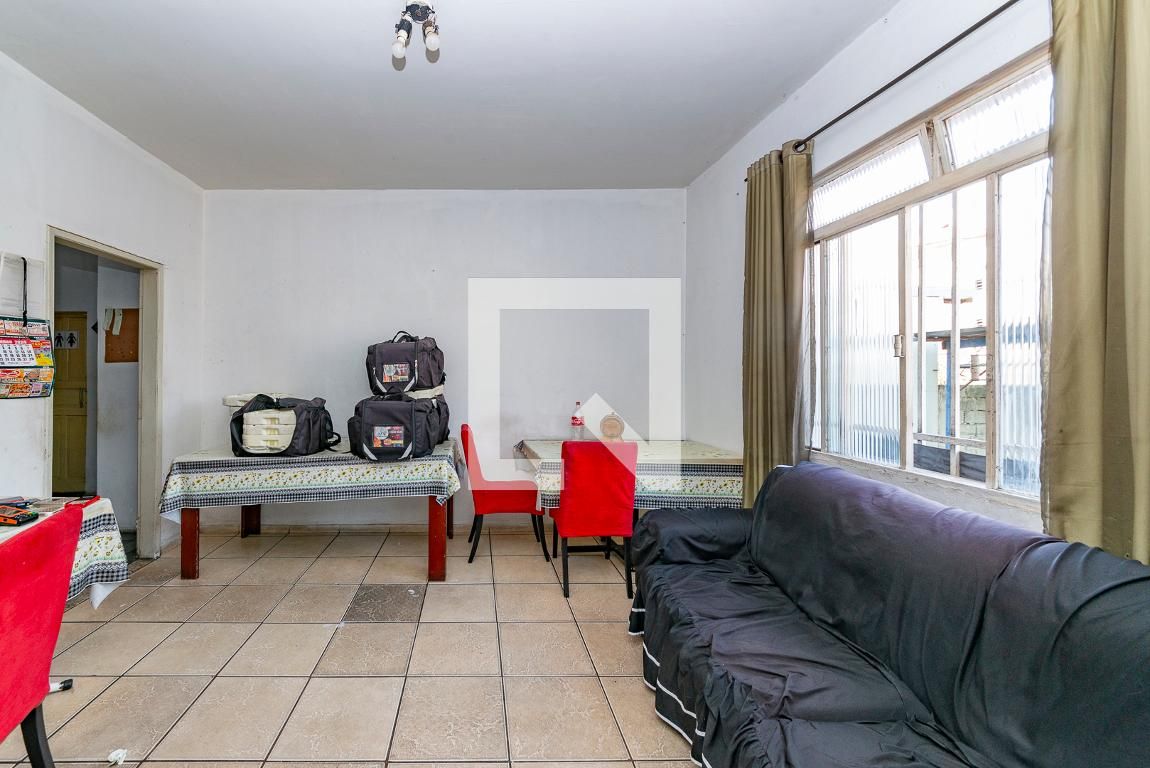 Casa com 3 quartos — Caiçaras, Belo Horizonte
