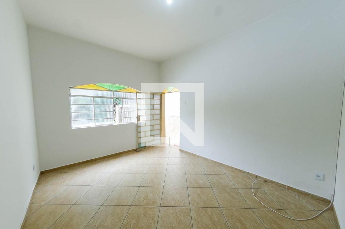 Casa com 3 quartos — Padre Eustáquio, Belo Horizonte