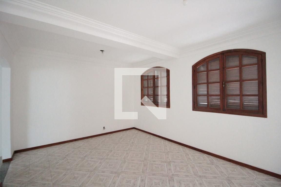 Casa com 4 quartos — Jardim Leblon, Belo Horizonte