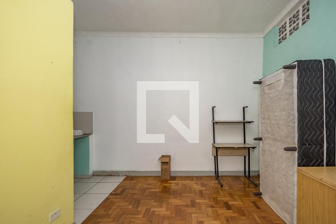 Casa com 12 quartos — Bonfim, Belo Horizonte
