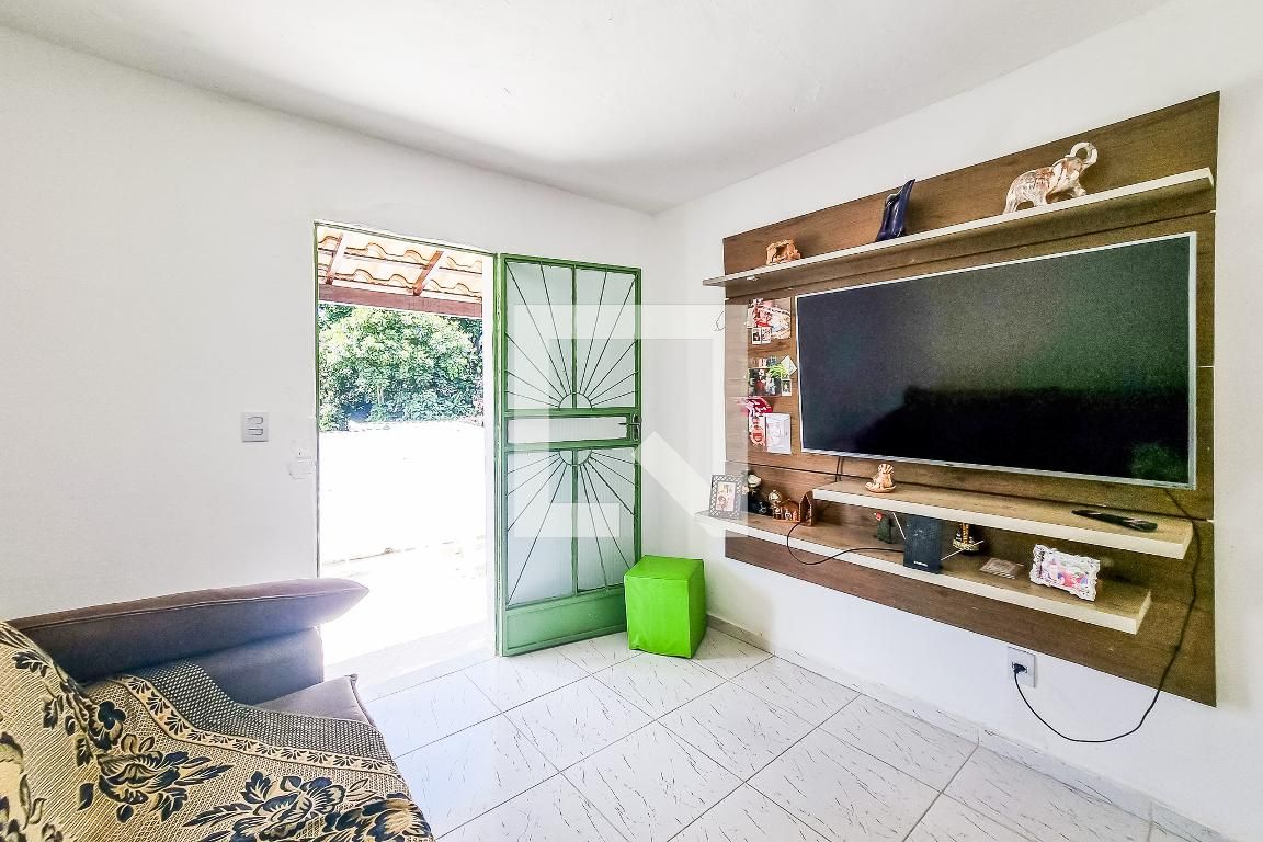 Casa com 2 quartos — São Tomaz, Belo Horizonte