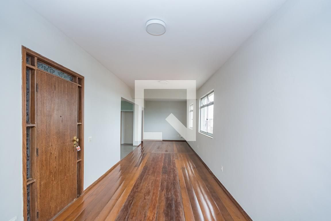 Apartamento com 4 quartos — Barroca, Belo Horizonte
