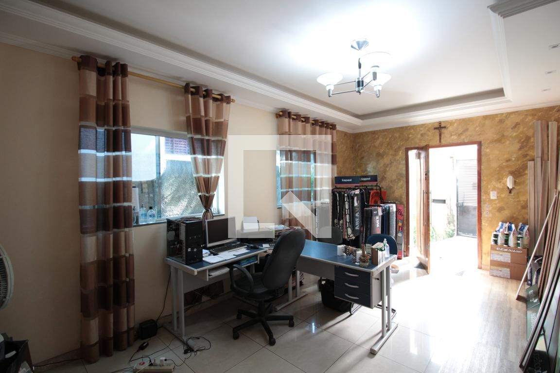 Casa com 5 quartos — Santa Rosa, Belo Horizonte