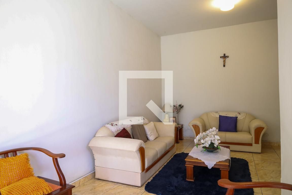 Casa com 2 quartos — Alto Caiçaras, Belo Horizonte