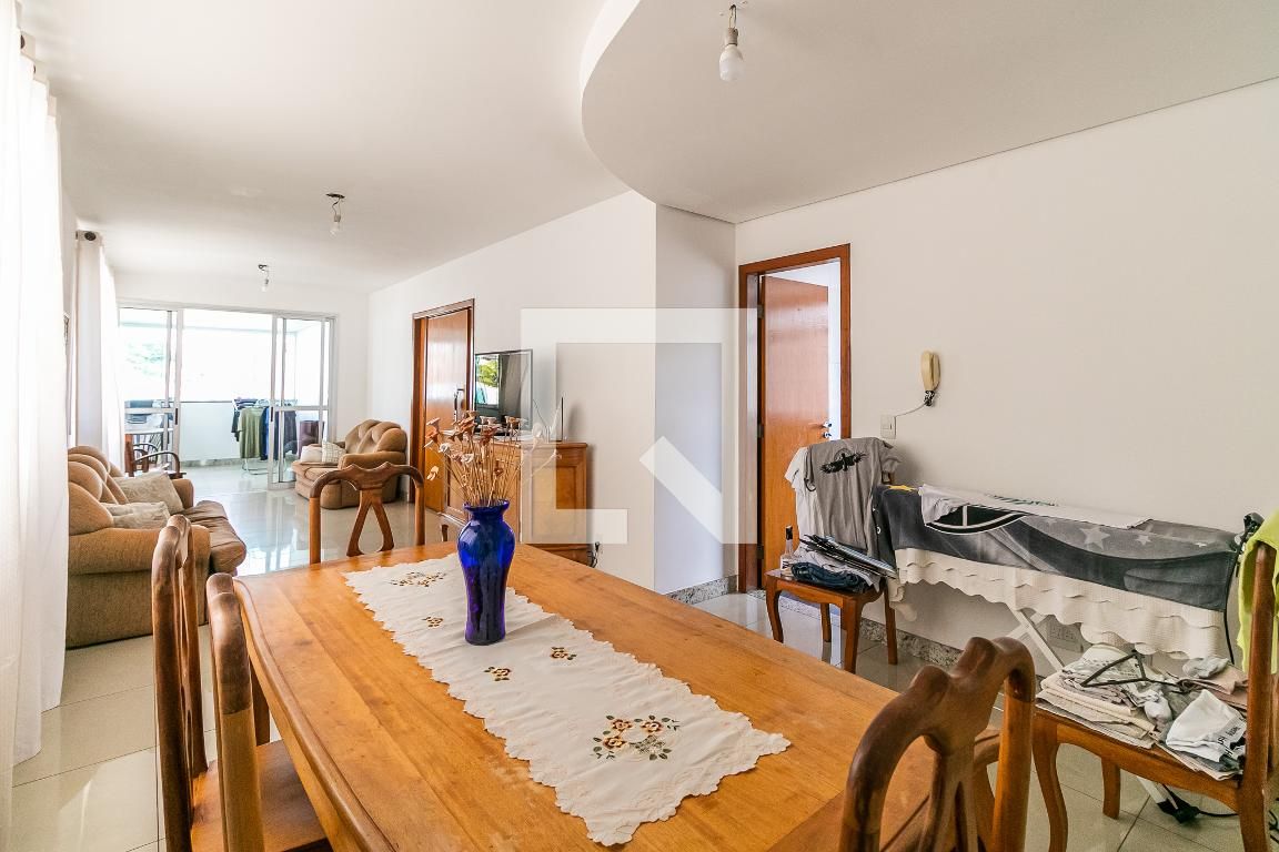Apartamento com 4 quartos — São José, Belo Horizonte