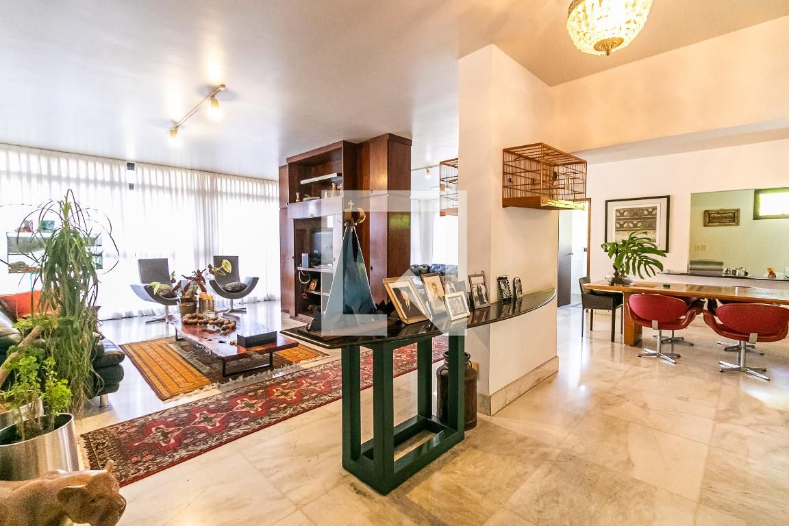Casa com 5 quartos — Garças, Belo Horizonte
