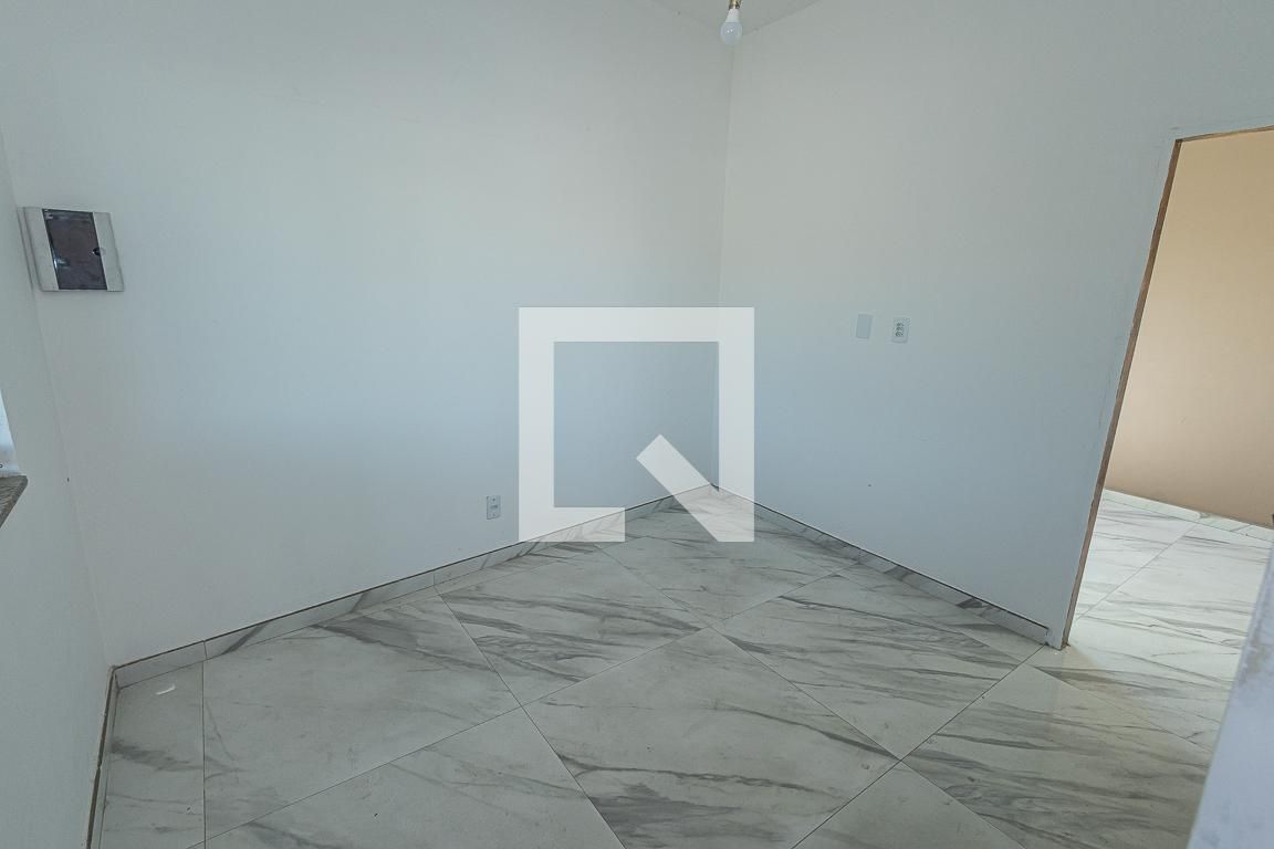 Casa com 3 quartos — Glória, Belo Horizonte