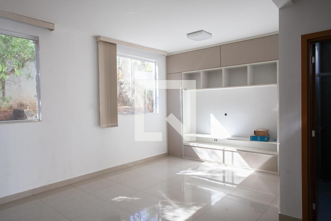 Casa em condomínio com 3 quartos — Garças, Belo Horizonte