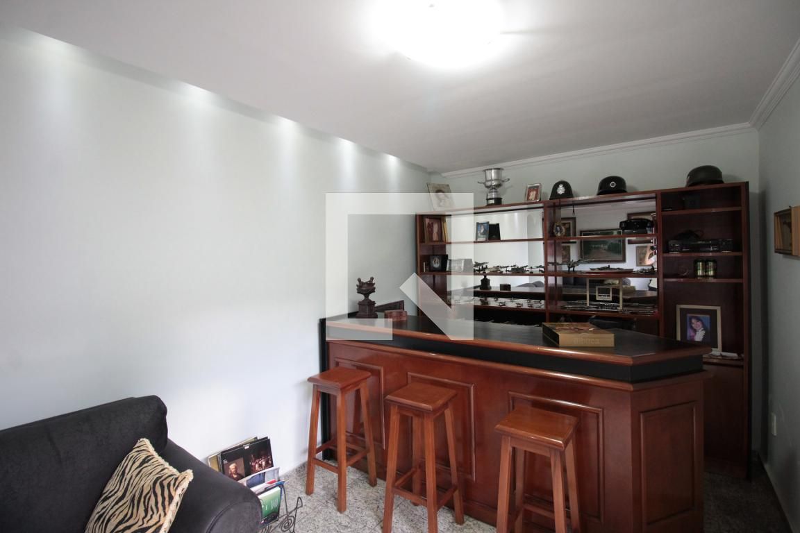 Casa com 4 quartos — Castelo, Belo Horizonte