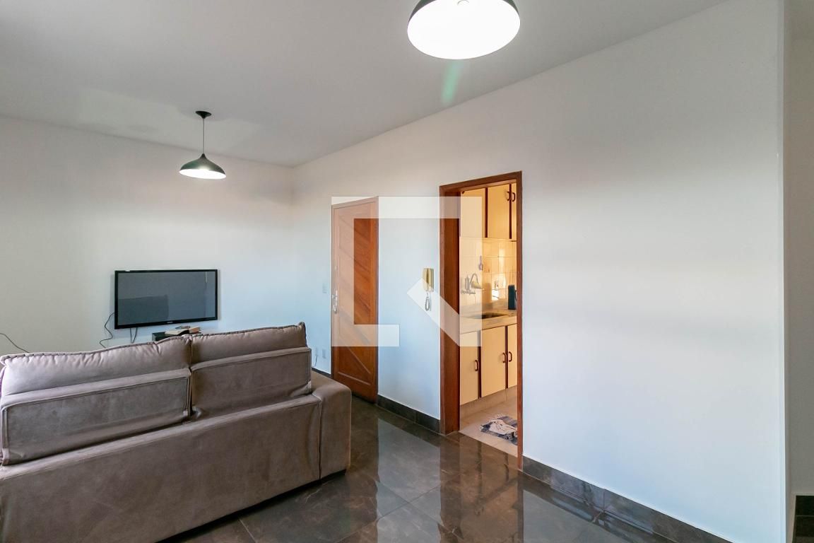 Apartamento com 3 quartos — Bonfim, Belo Horizonte