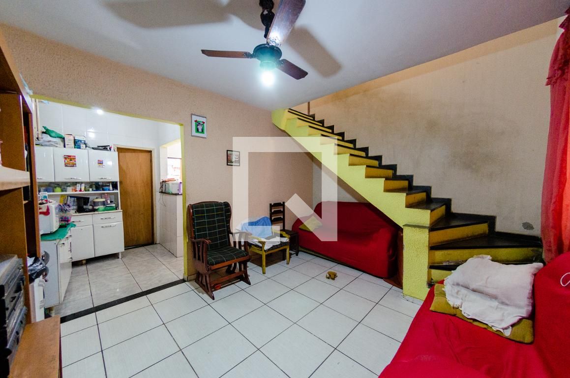 Casa com 2 quartos — Alto Caiçaras, Belo Horizonte