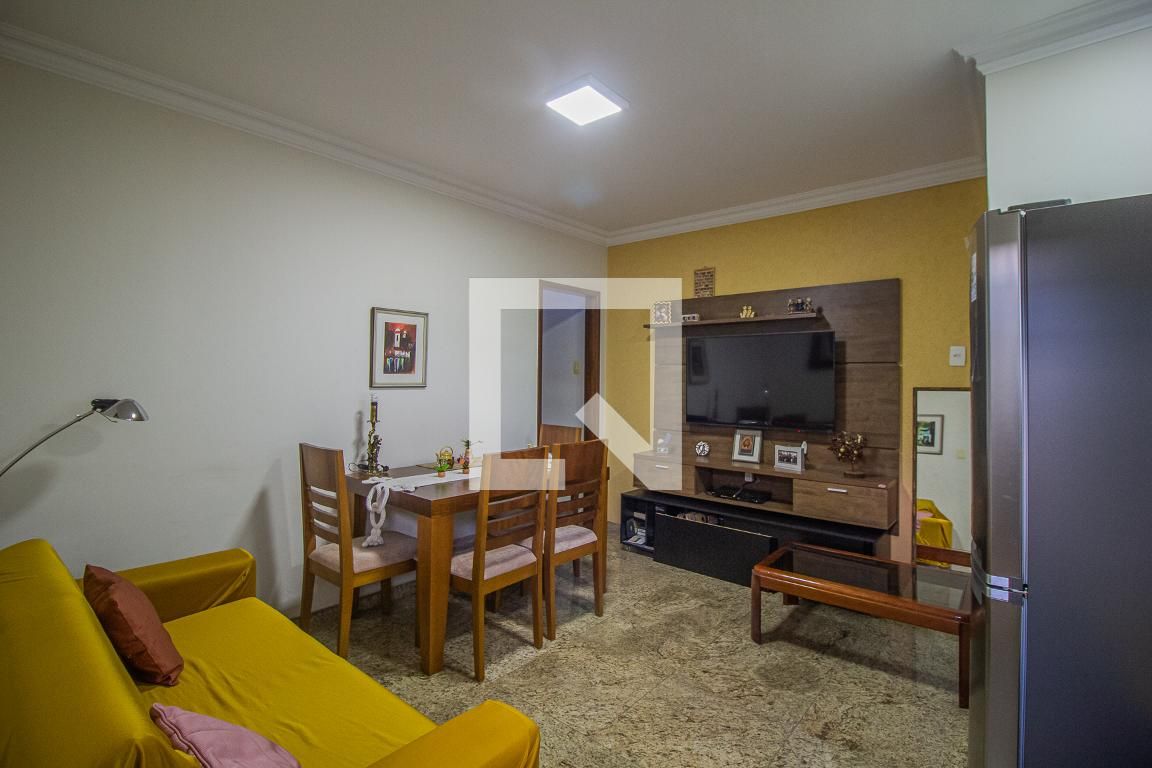 Casa com 4 quartos — Alípio de Melo, Belo Horizonte