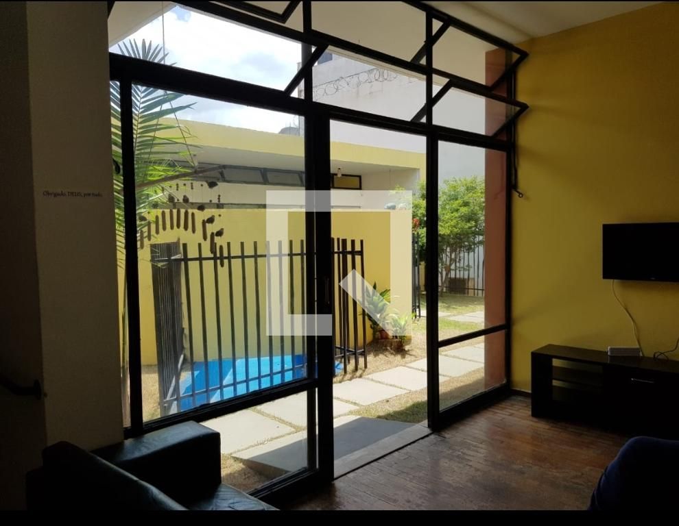 Casa com 4 quartos — Serra, Belo Horizonte