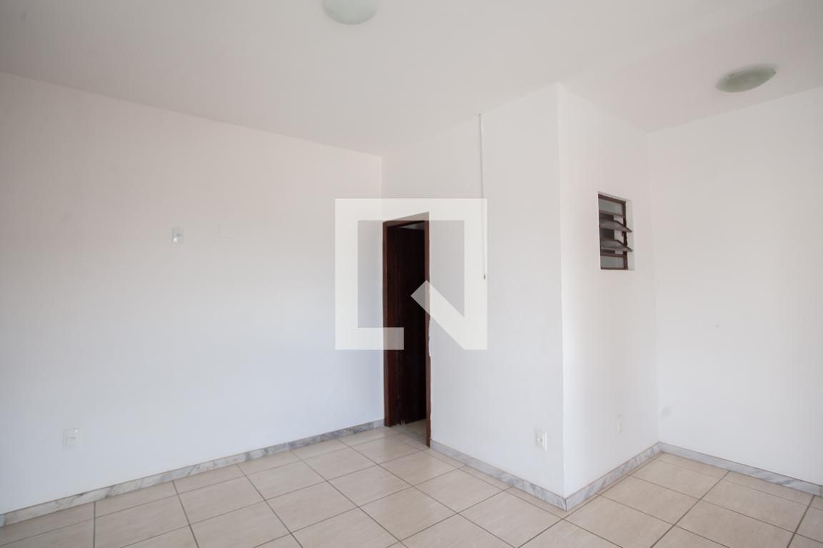 Casa com 2 quartos — Copacabana, Belo Horizonte