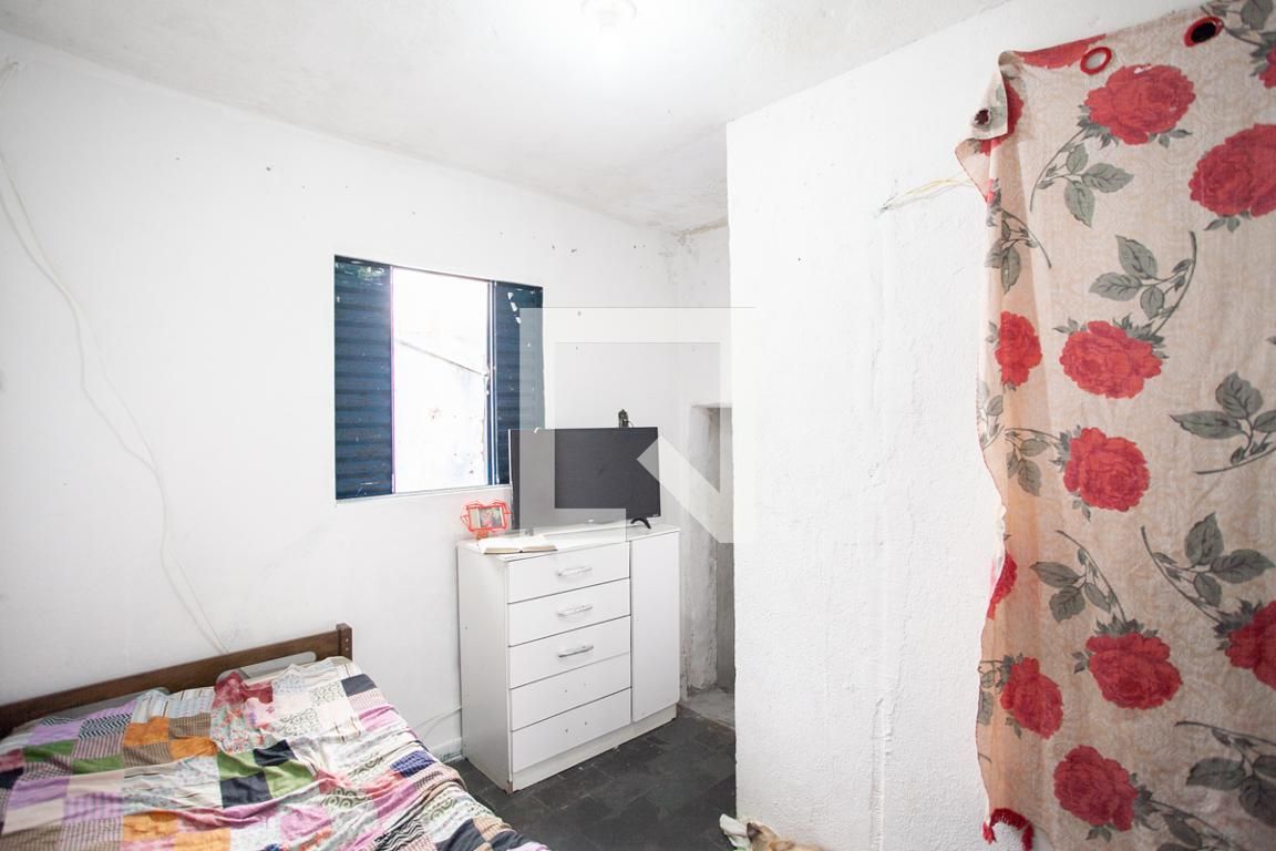 Casa com 2 quartos — Bonfim, Belo Horizonte