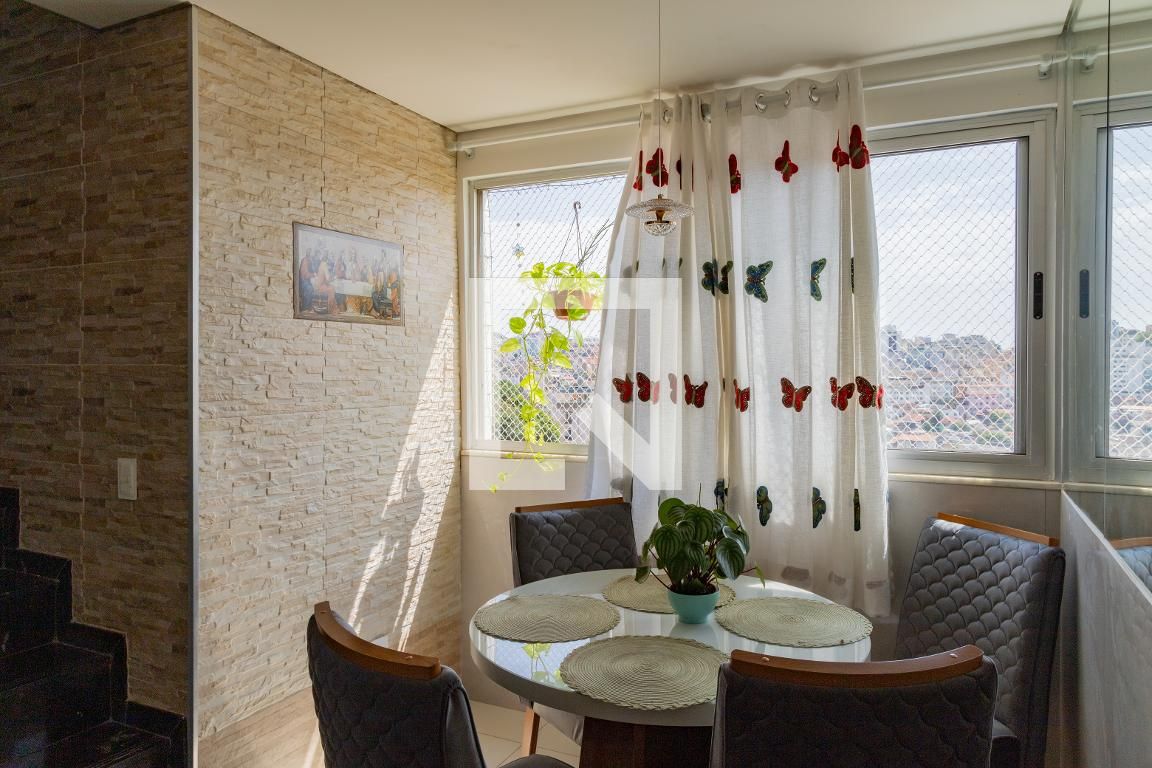 Apartamento com 3 quartos — Sagrada Família, Belo Horizonte