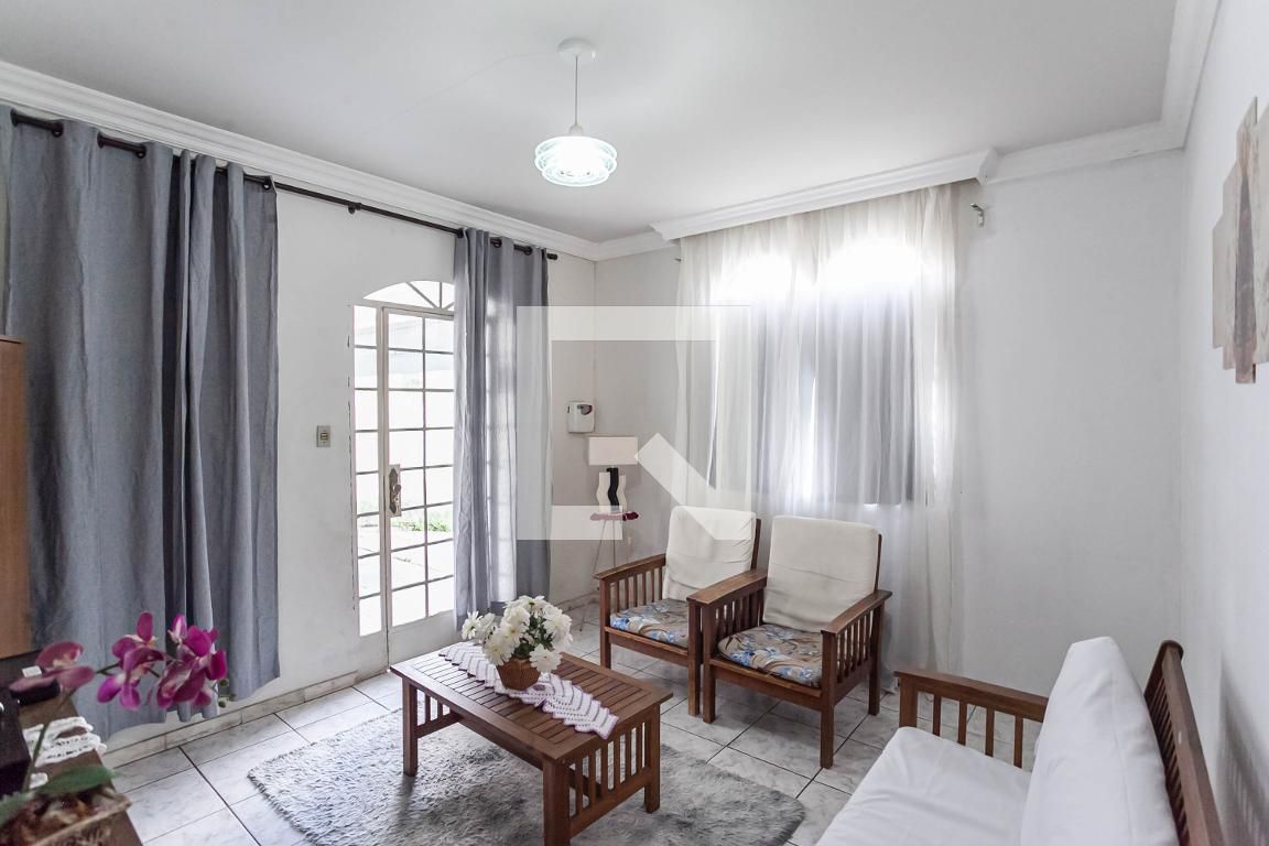 Casa com 5 quartos — Castelo, Belo Horizonte