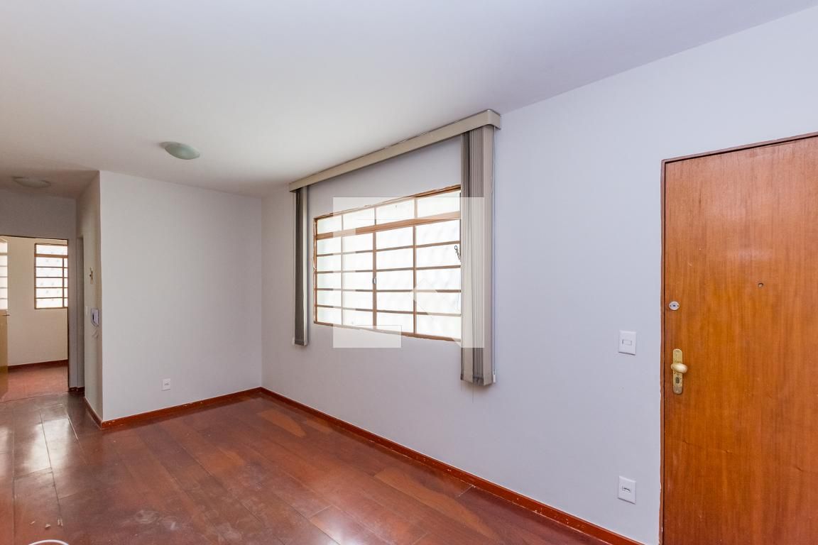 Apartamento com 3 quartos — Estoril, Belo Horizonte