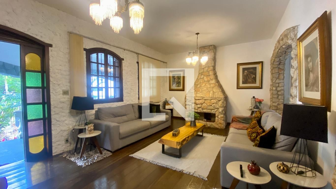 Casa com 7 quartos — Santa Lúcia, Belo Horizonte