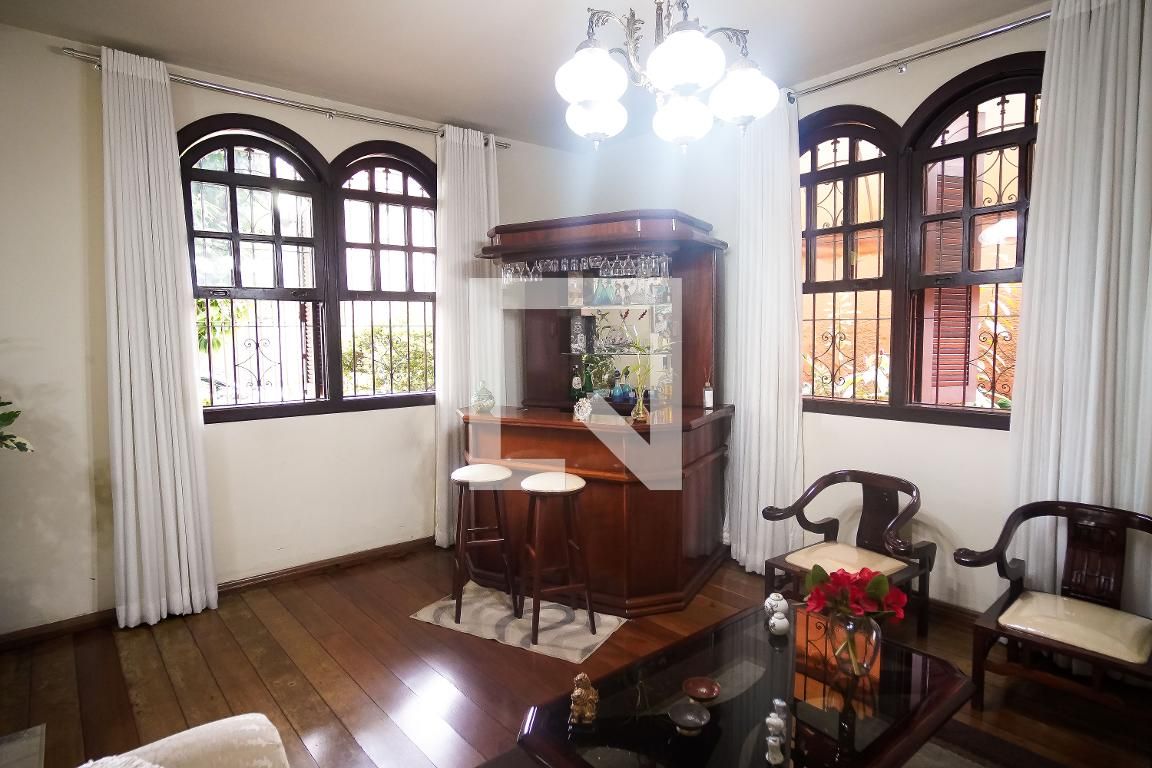 Casa com 4 quartos — Liberdade, Belo Horizonte