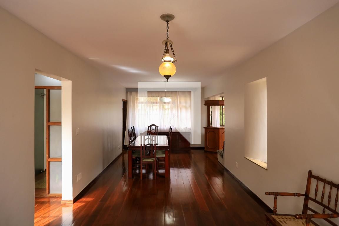 Apartamento com 4 quartos — Sion, Belo Horizonte