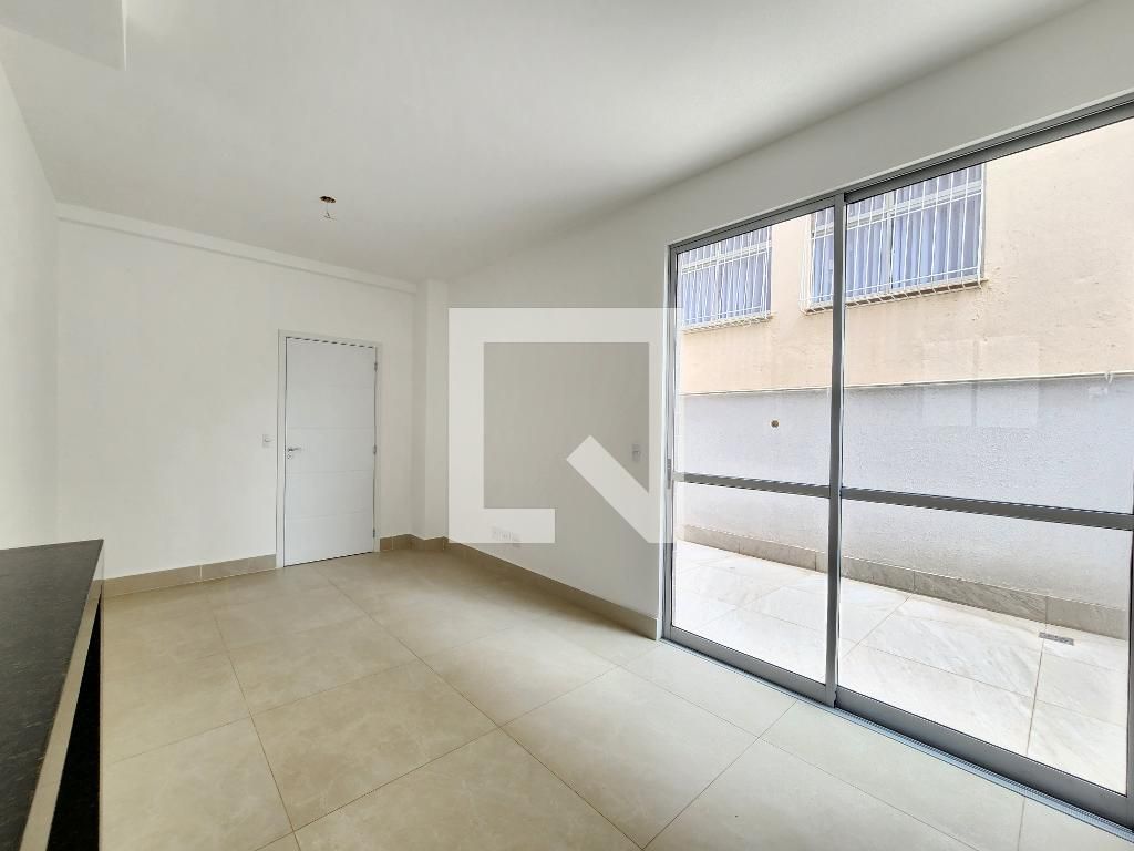 Apartamento com 2 quartos — Alto Barroca, Belo Horizonte