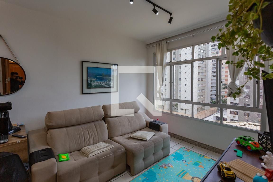Apartamento com 2 quartos — Santo Antônio, Belo Horizonte