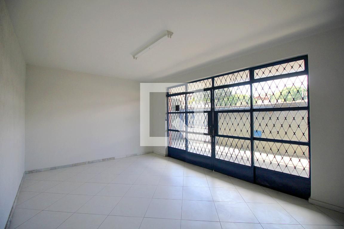 Casa com 4 quartos — Santa Efigênia, Belo Horizonte