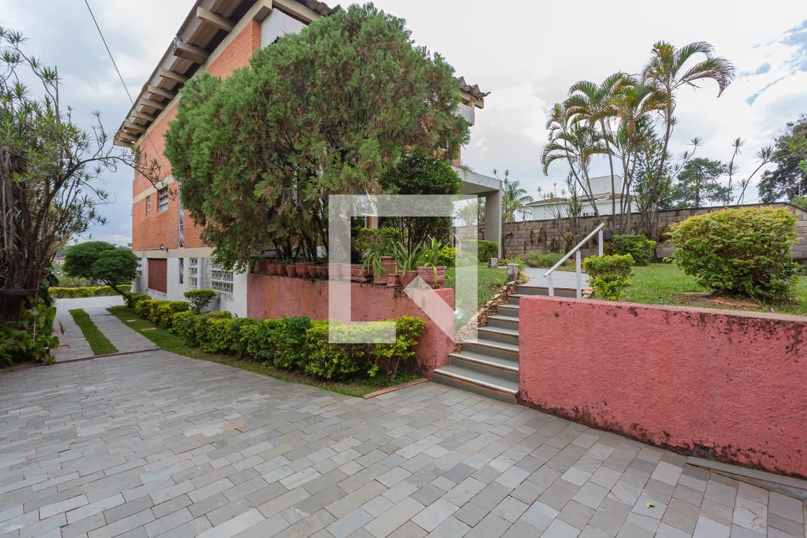 Casa com 4 quartos — Garças, Belo Horizonte