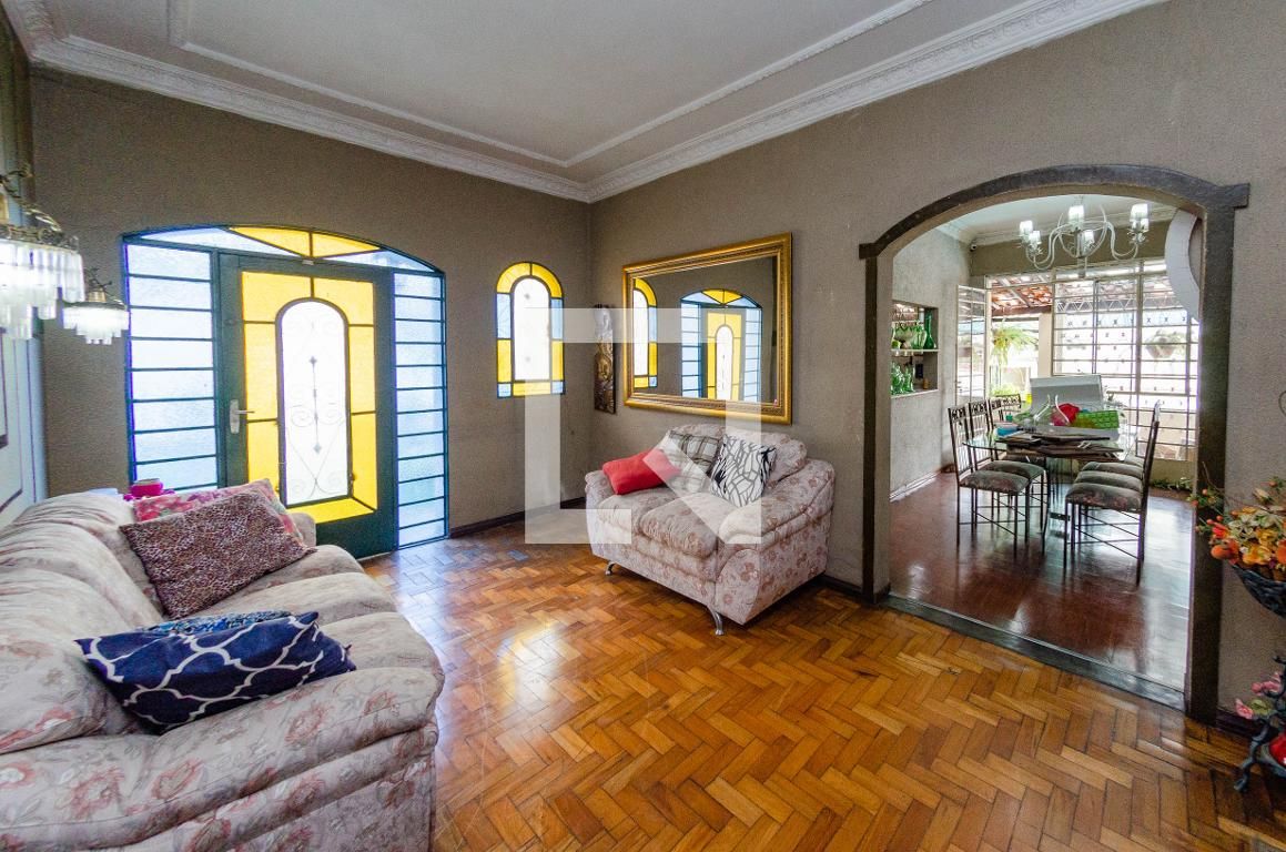 Casa com 3 quartos — Salgado Filho, Belo Horizonte